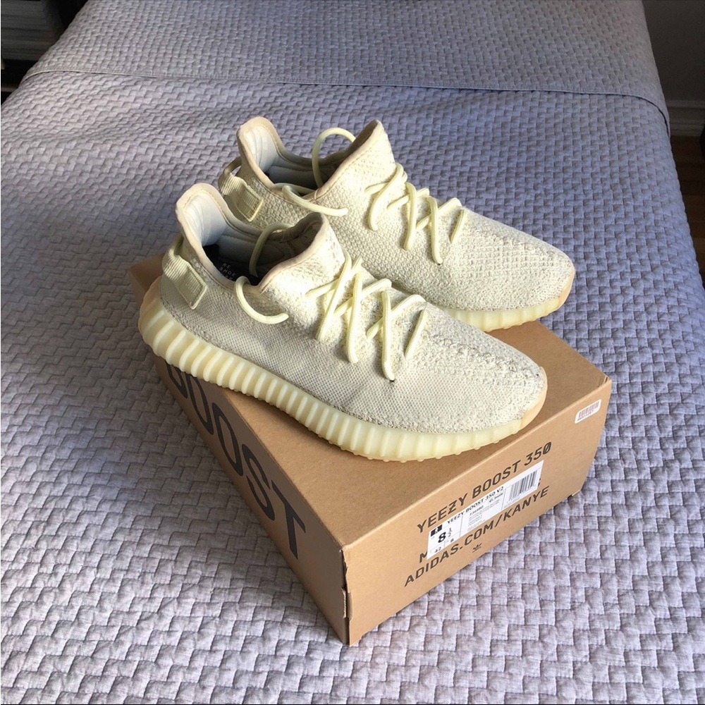 Yeezy Boost 350 // Butter // Size 8.5 // Used (Good Condition)